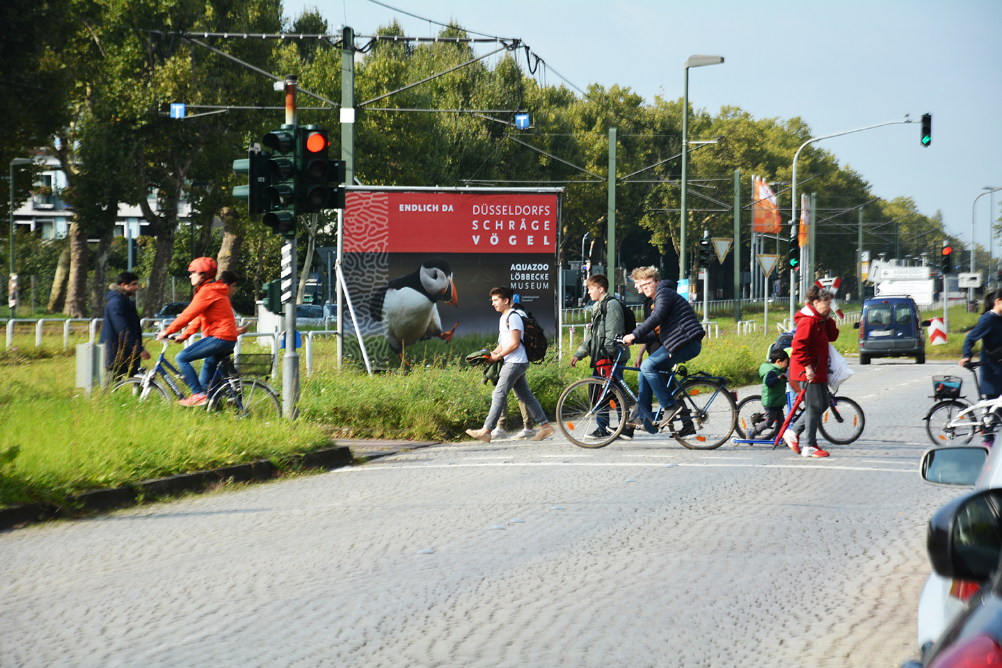 Stadt Düsseldorf Standortkommunikation mit Stadtsilhouette